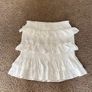 NWOT VESTIQUE: White ruffle skirt